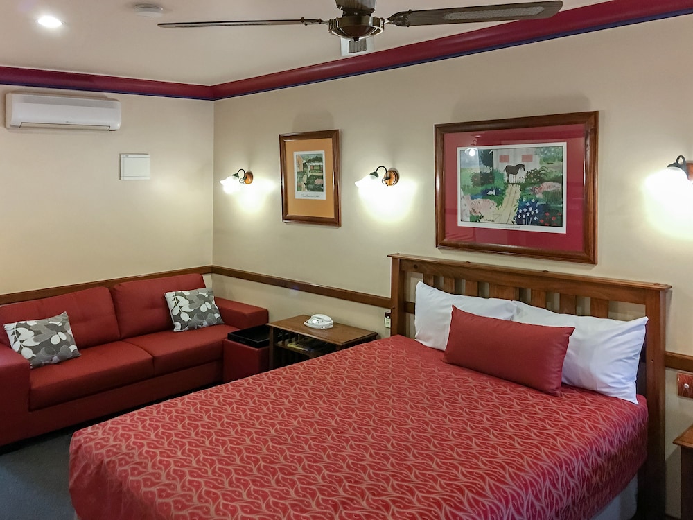 DALBY HOMESTEAD MOTEL 33/65