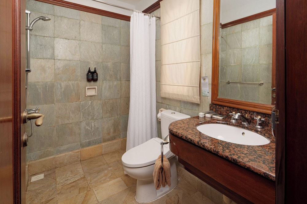 Indra Maya Pool Villas 71/72