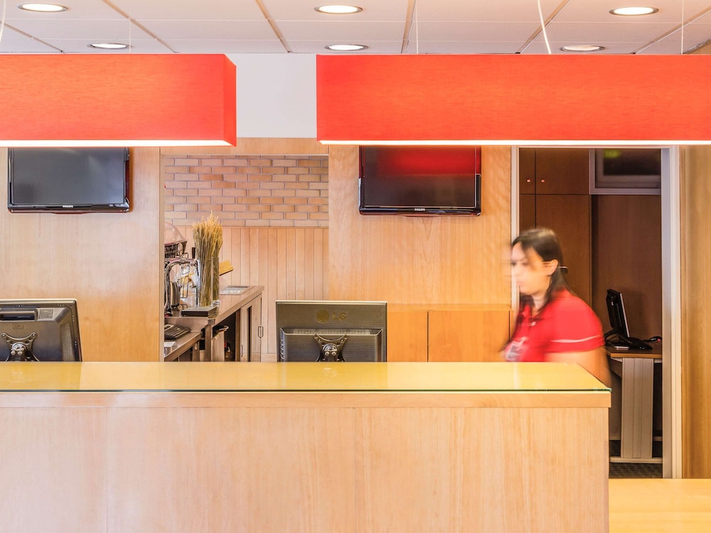 Ibis Leiria Fatima 12/80
