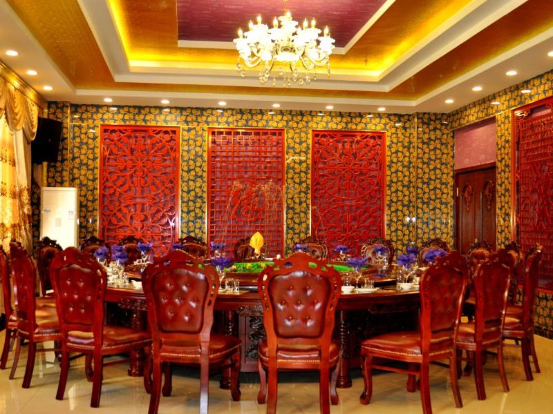 GreenTree Alliance Tacheng Wenqin Road Left Bank Of Sunshine Hotel 19/24