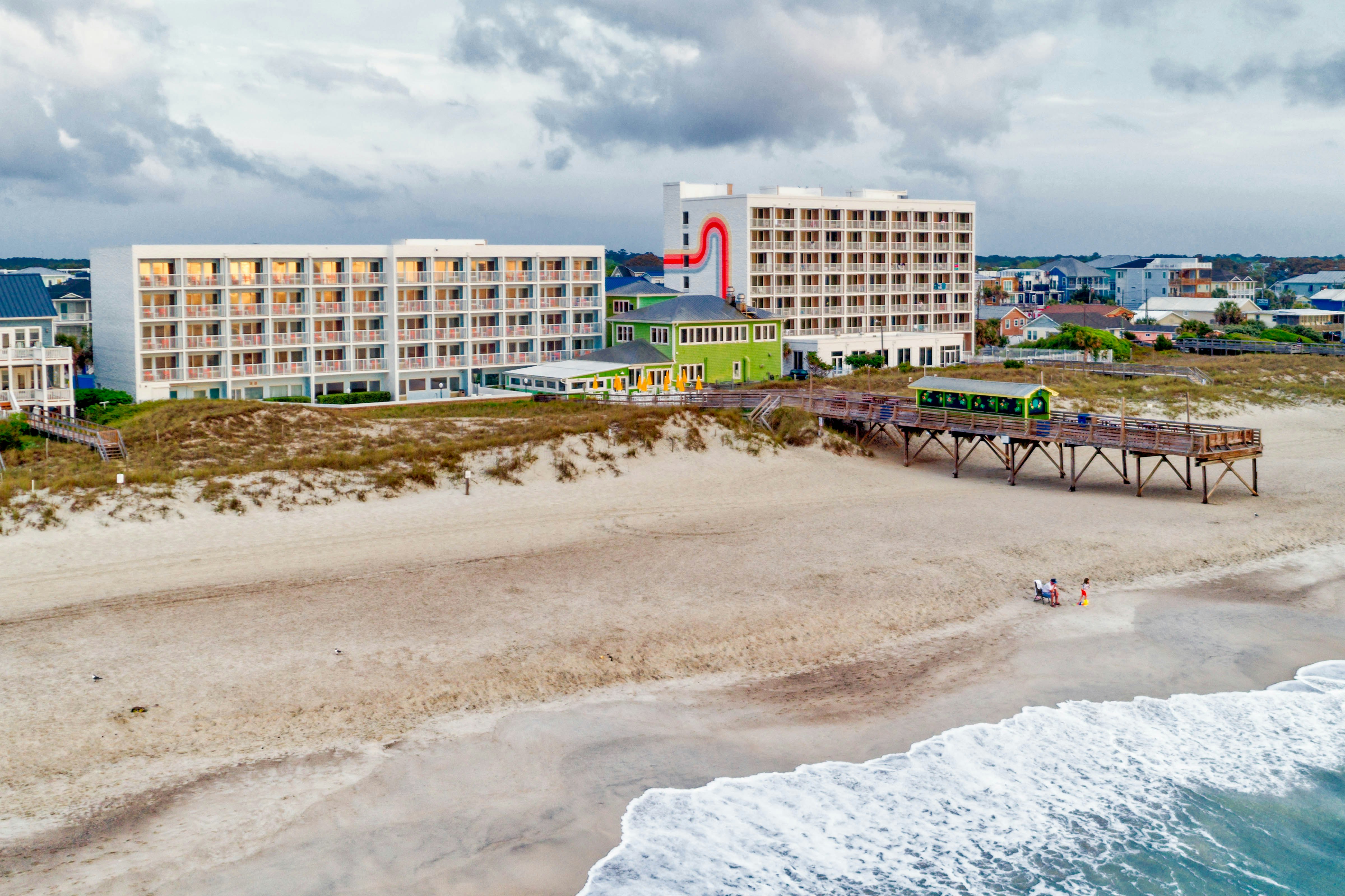 Golden Sands Carolina Beach Oceanfront Tapestry by Hilton in CAROLINA BEACH - NC