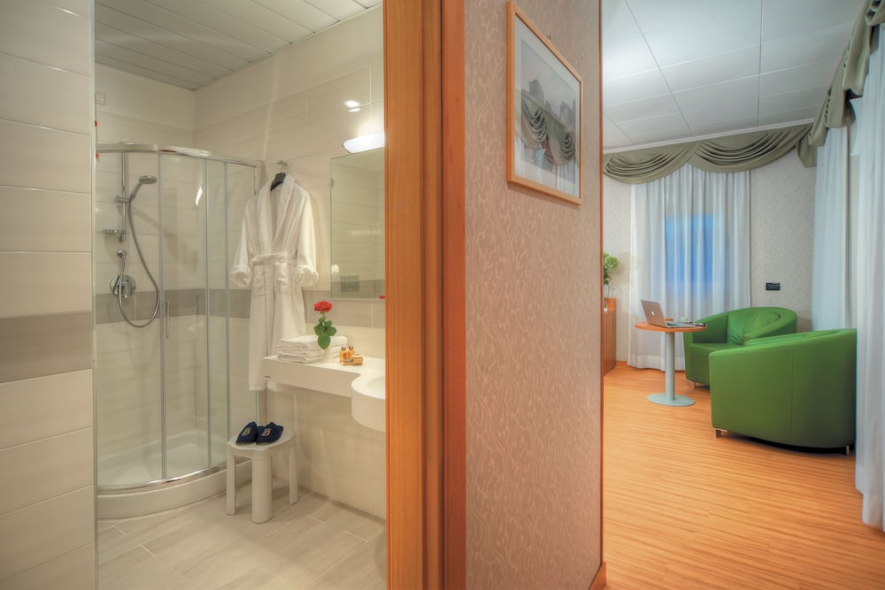 ELE Green Park Hotel Pamphili 13/65