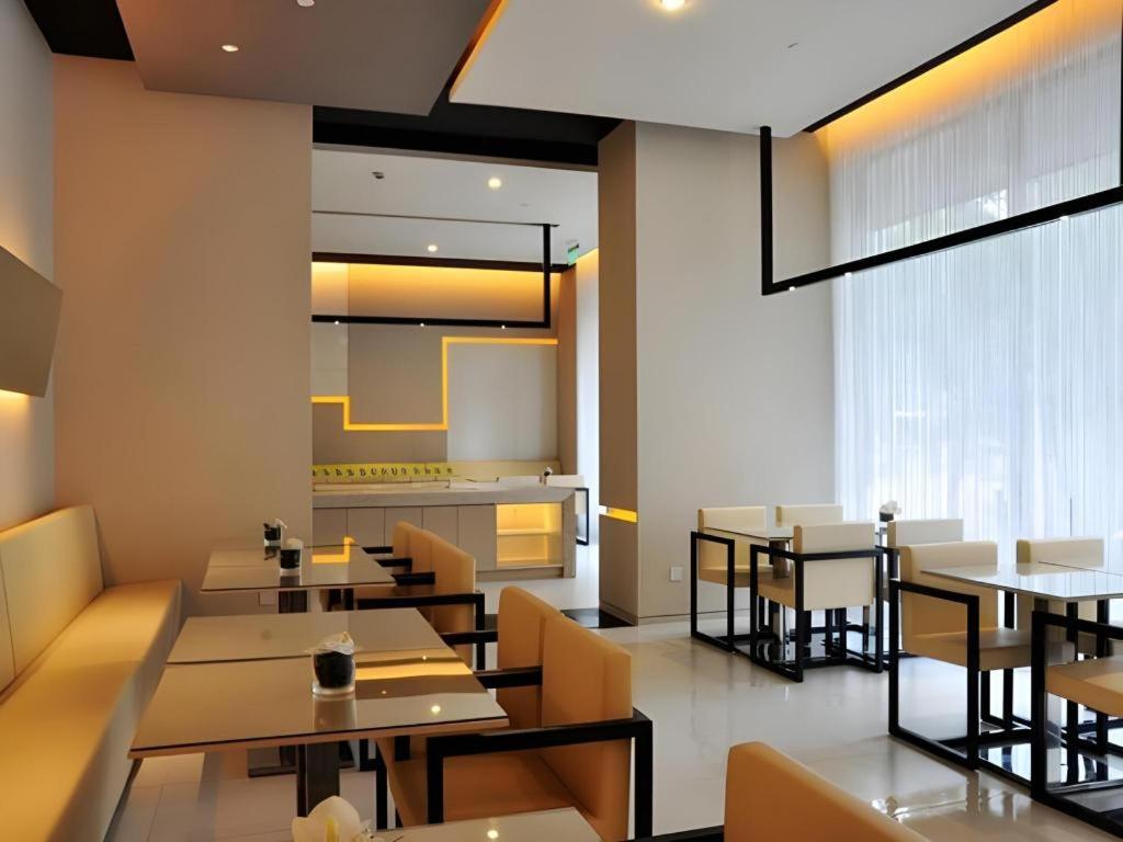 Jinjiang Inn Select (Xuzhou Suning Plaza Jianguo East Road) 47/55