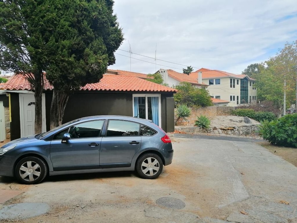 F3 Hostels 32/50
