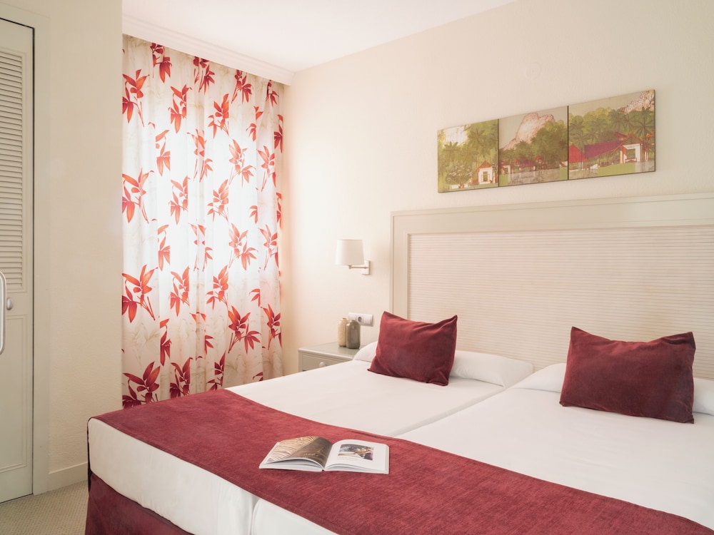 Ona Marinas de Nerja Spa Resort 21/72
