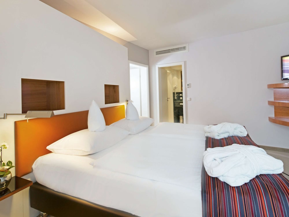 Movenpick Hotel Munster 7/70
