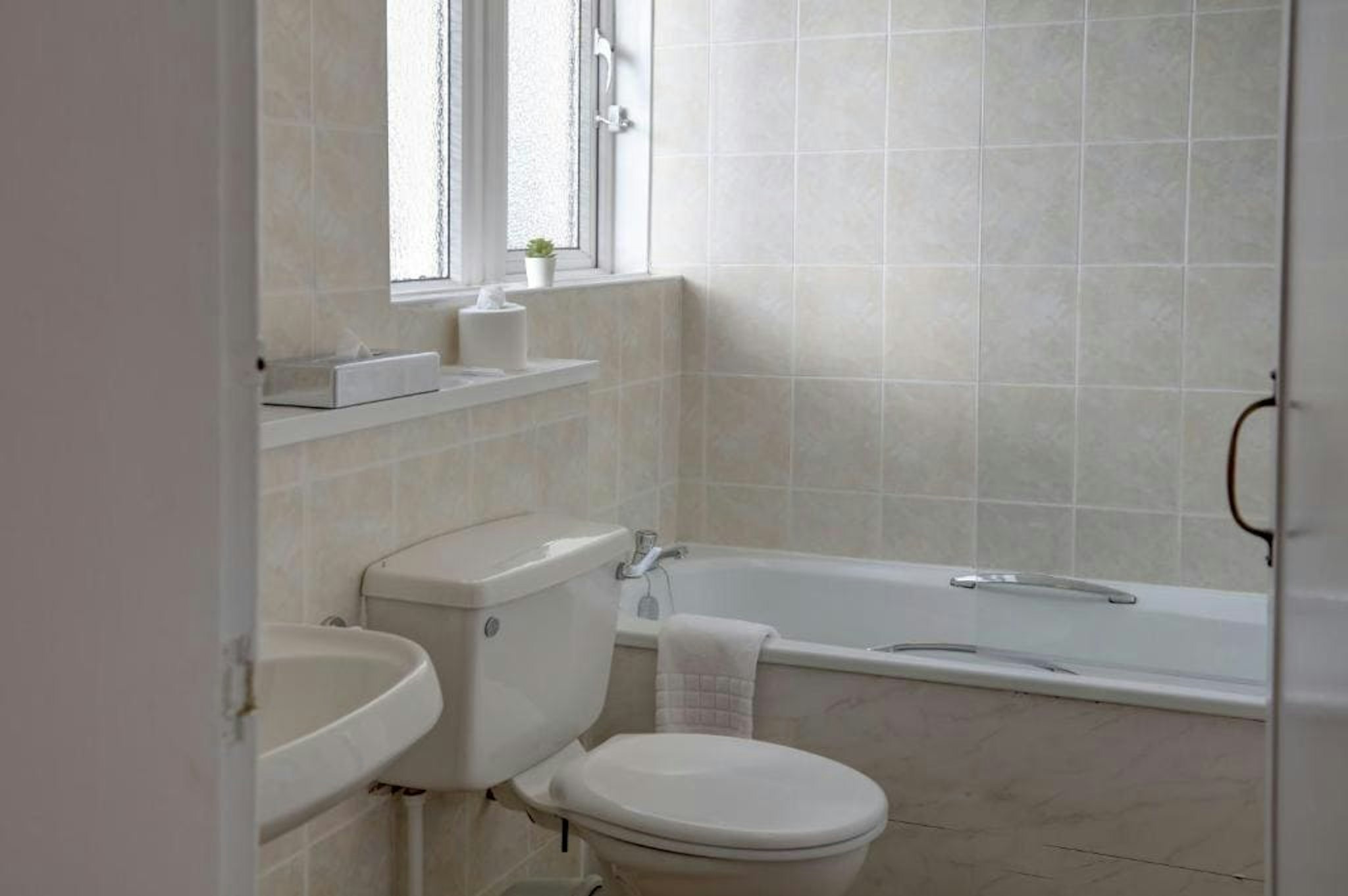 Belvilla Crewe Arms Hotel 46/50