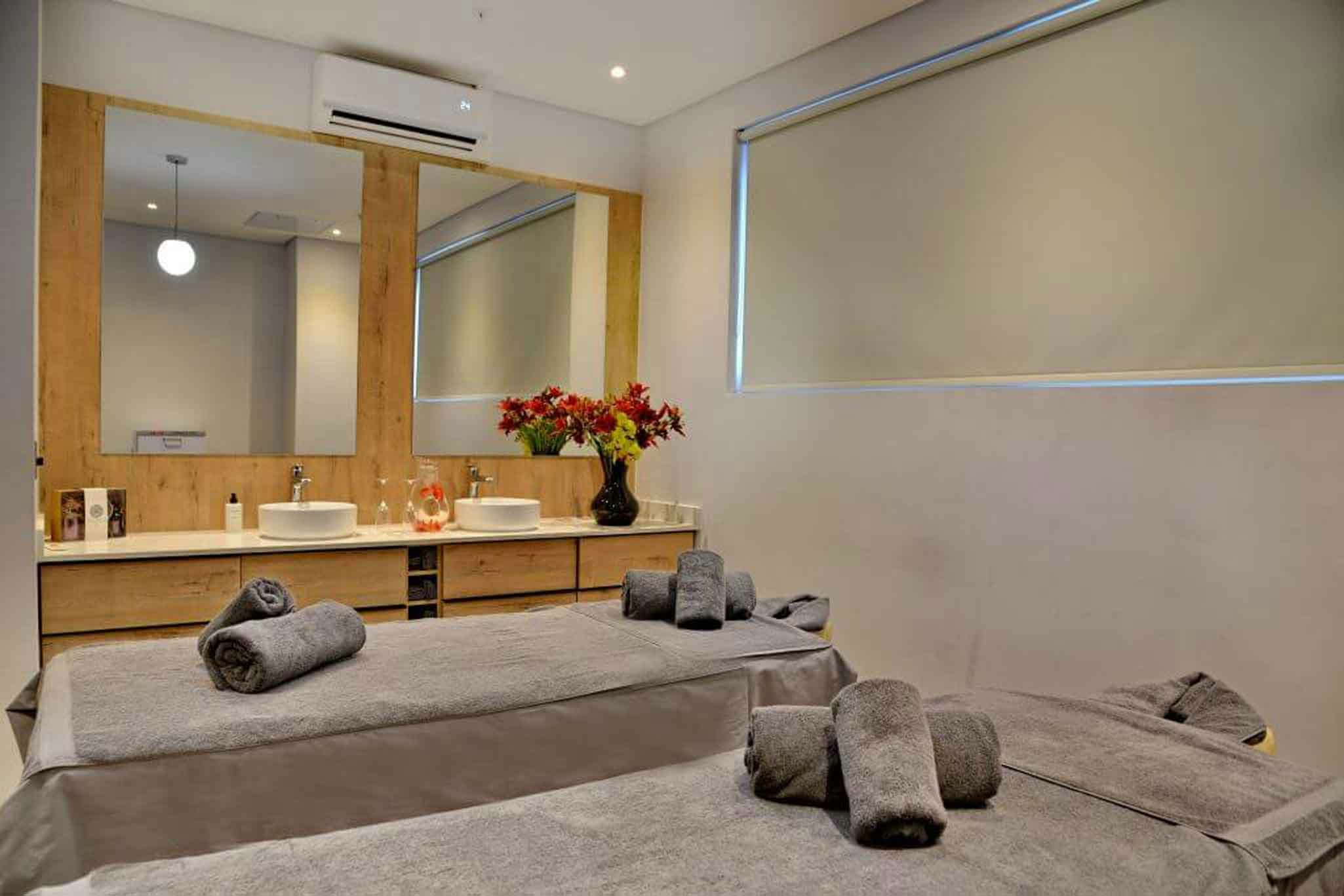 Sandton Hotel 32/58