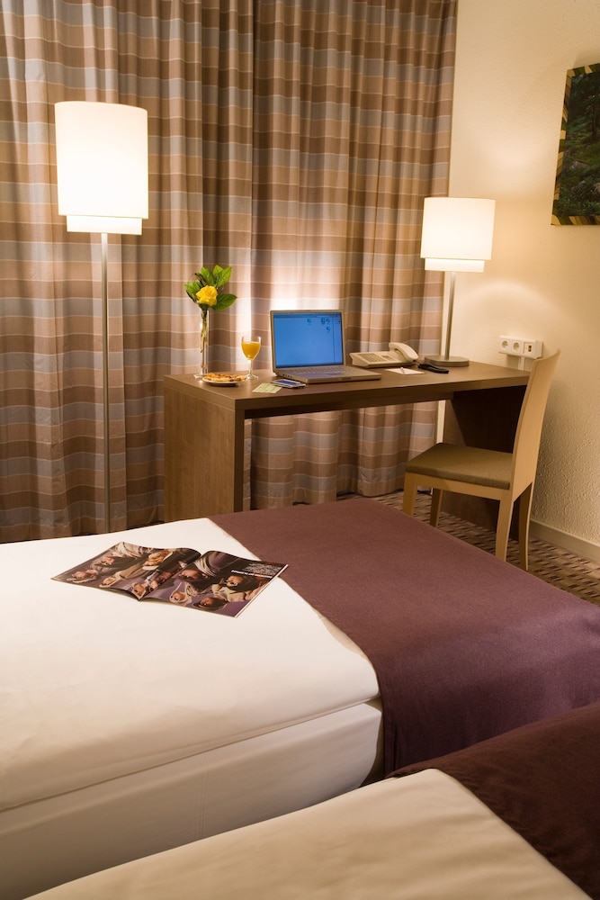 Mercure Hotel Frankfurt Eschborn Ost 49/49