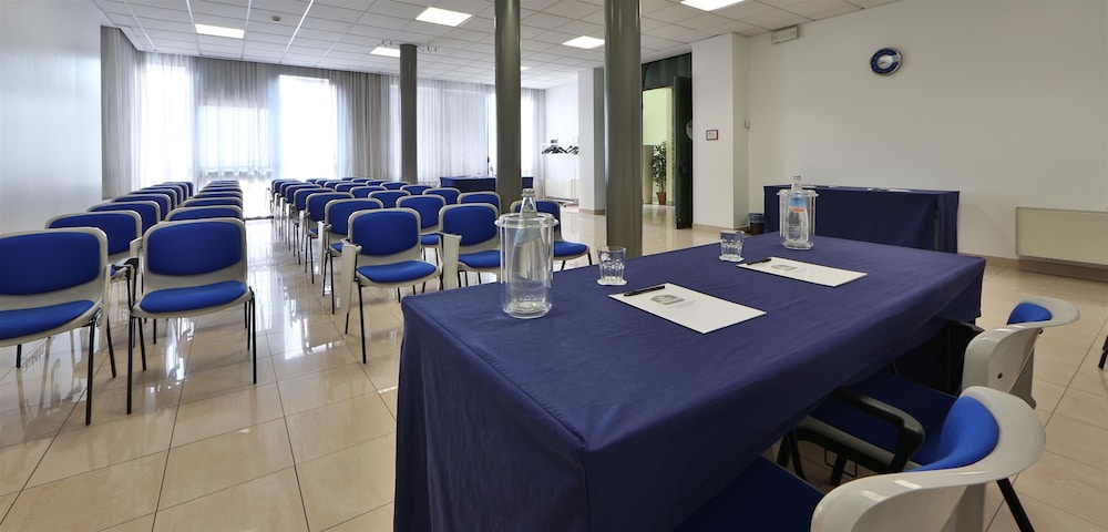 Best Western Plus Soave Hotel 62/74