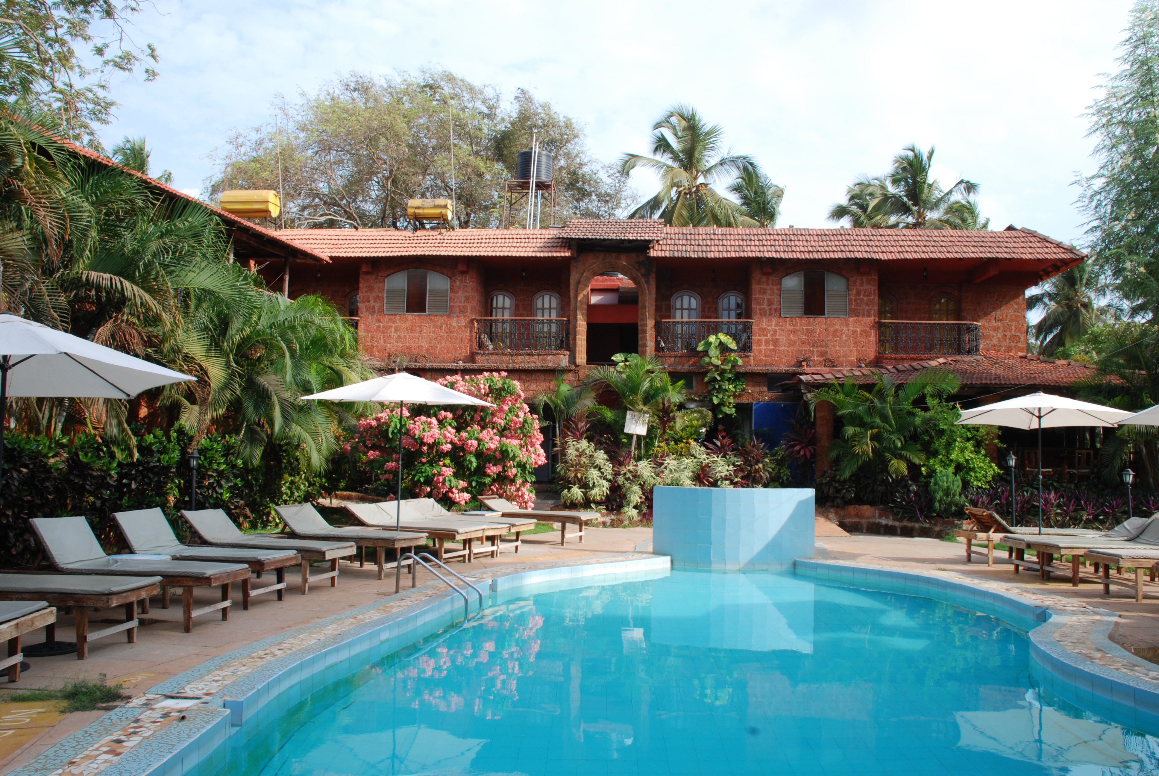Sea Breeze Resort Candolim 2/26