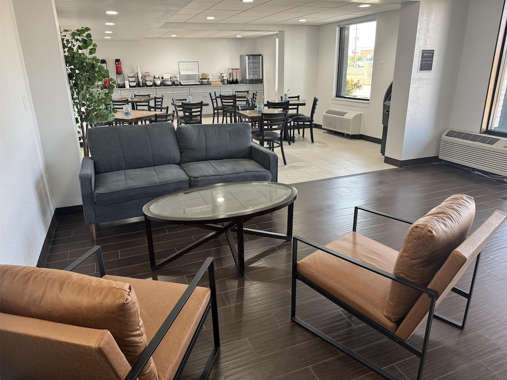 SureStay Studio by Best Western Gonzales 17/28