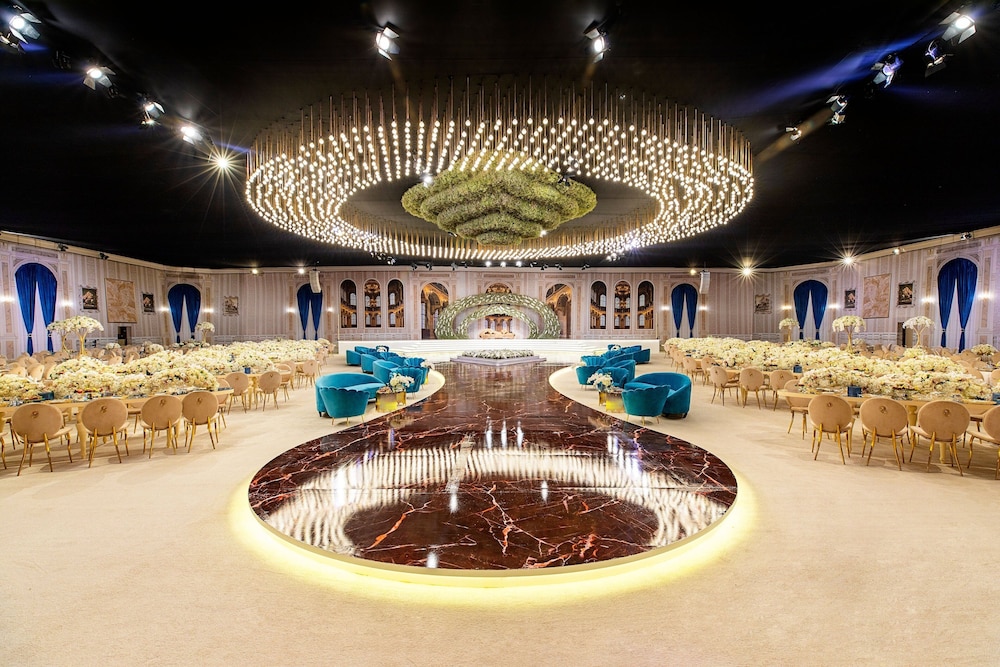 Sheraton Grand Doha Resort & Convention Hotel 58/80