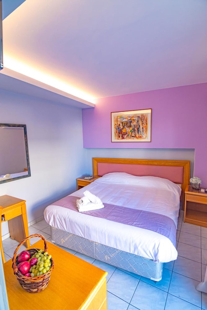 Nep Center Hotel 12/47