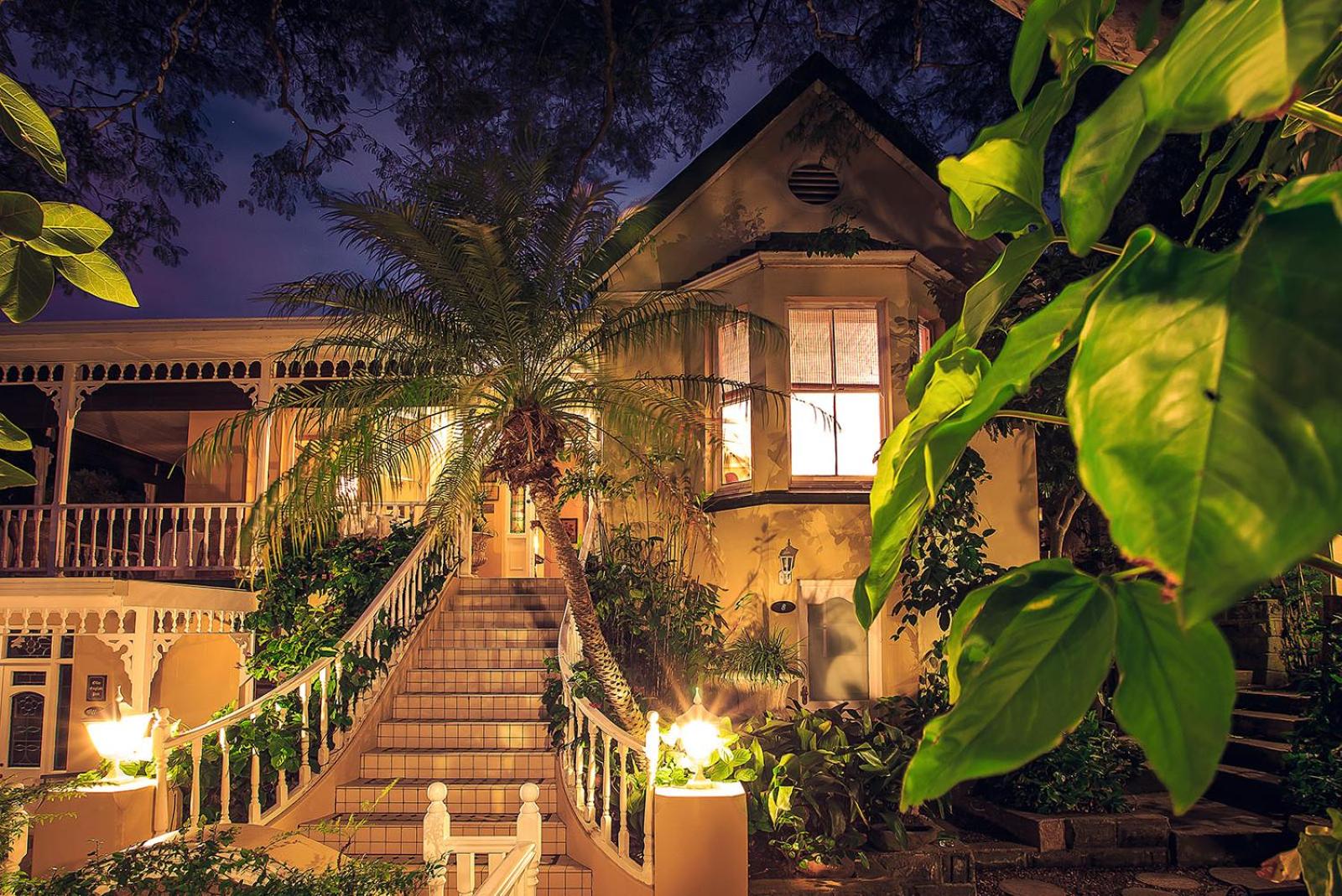 Goble Palms Guest Lodge Urban Retreat 39/49