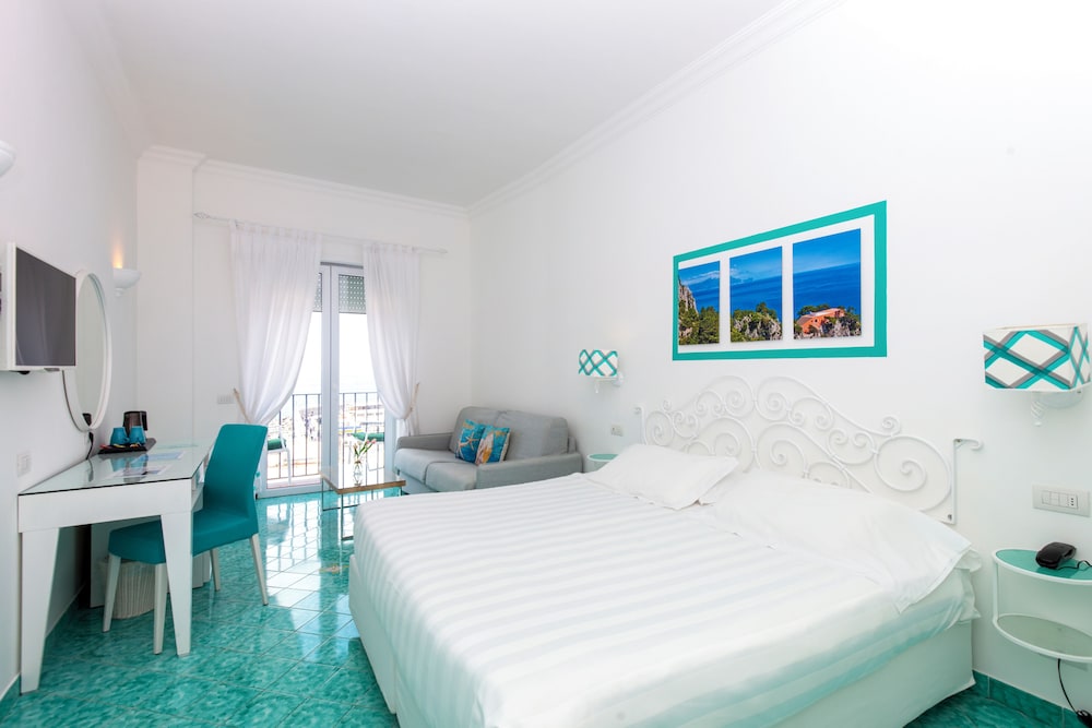 Relais Maresca Luxury Small Hotel 13/71