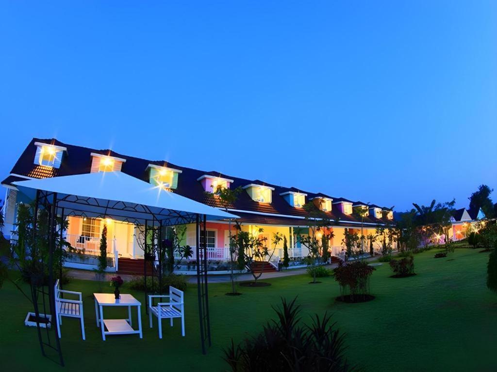 Chiangkhan Gallery Resort 20/50