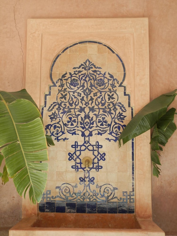 Riad Ailen 7/50