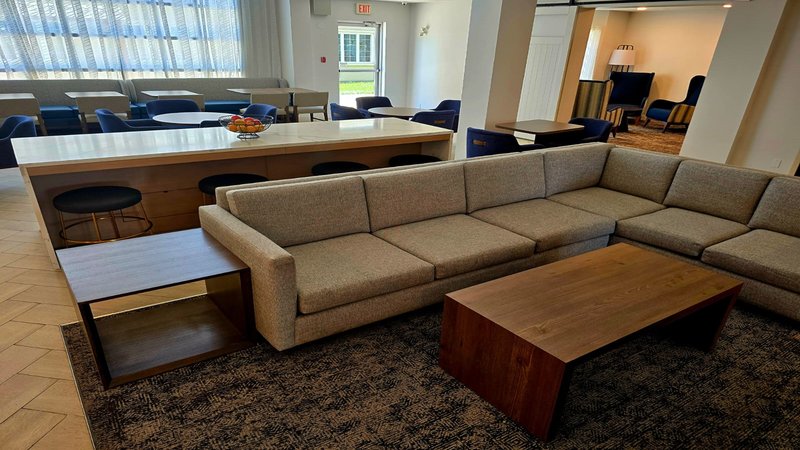 Staybridge Suites Hotel Calgary Airport 41/74