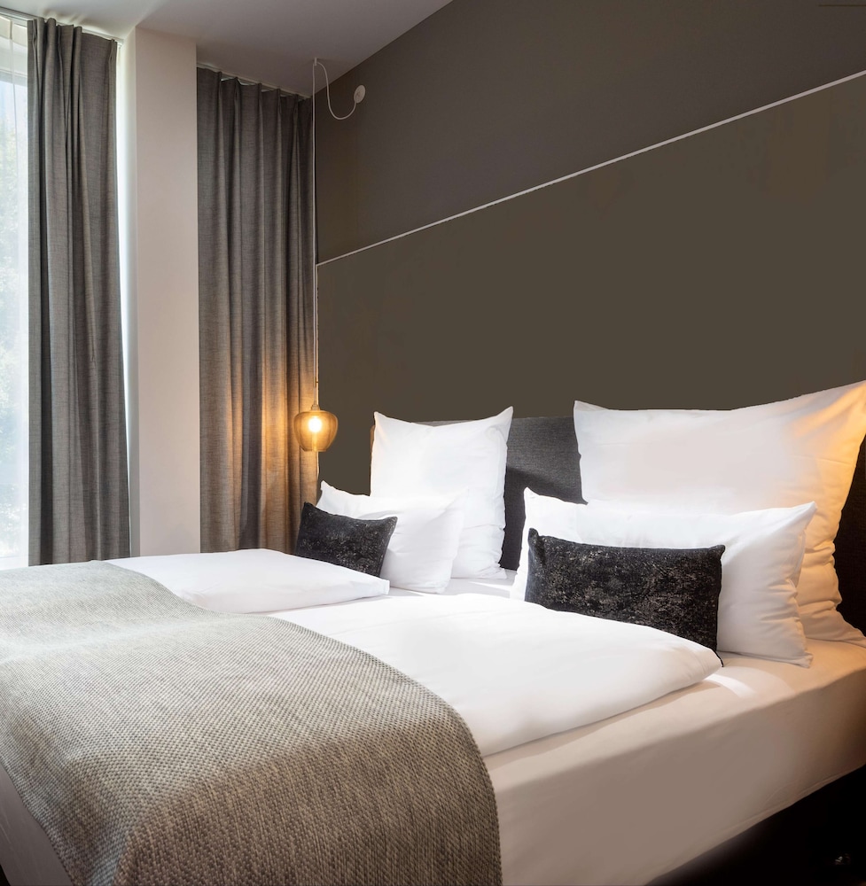 Flightgate Munich Airport Hotel, a member of Radisson Individuals 15/50