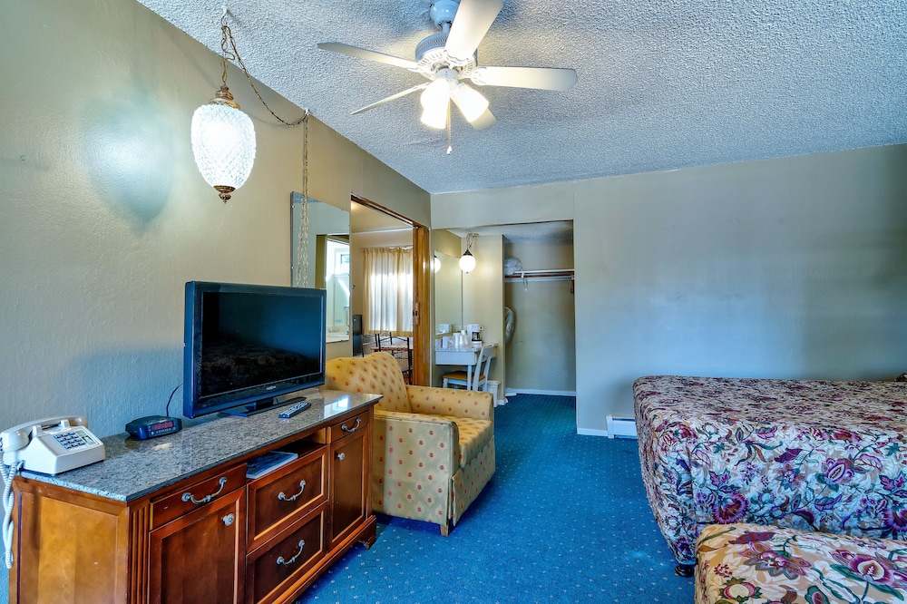 Lake Tahoe Ambassador Lodge 28/57