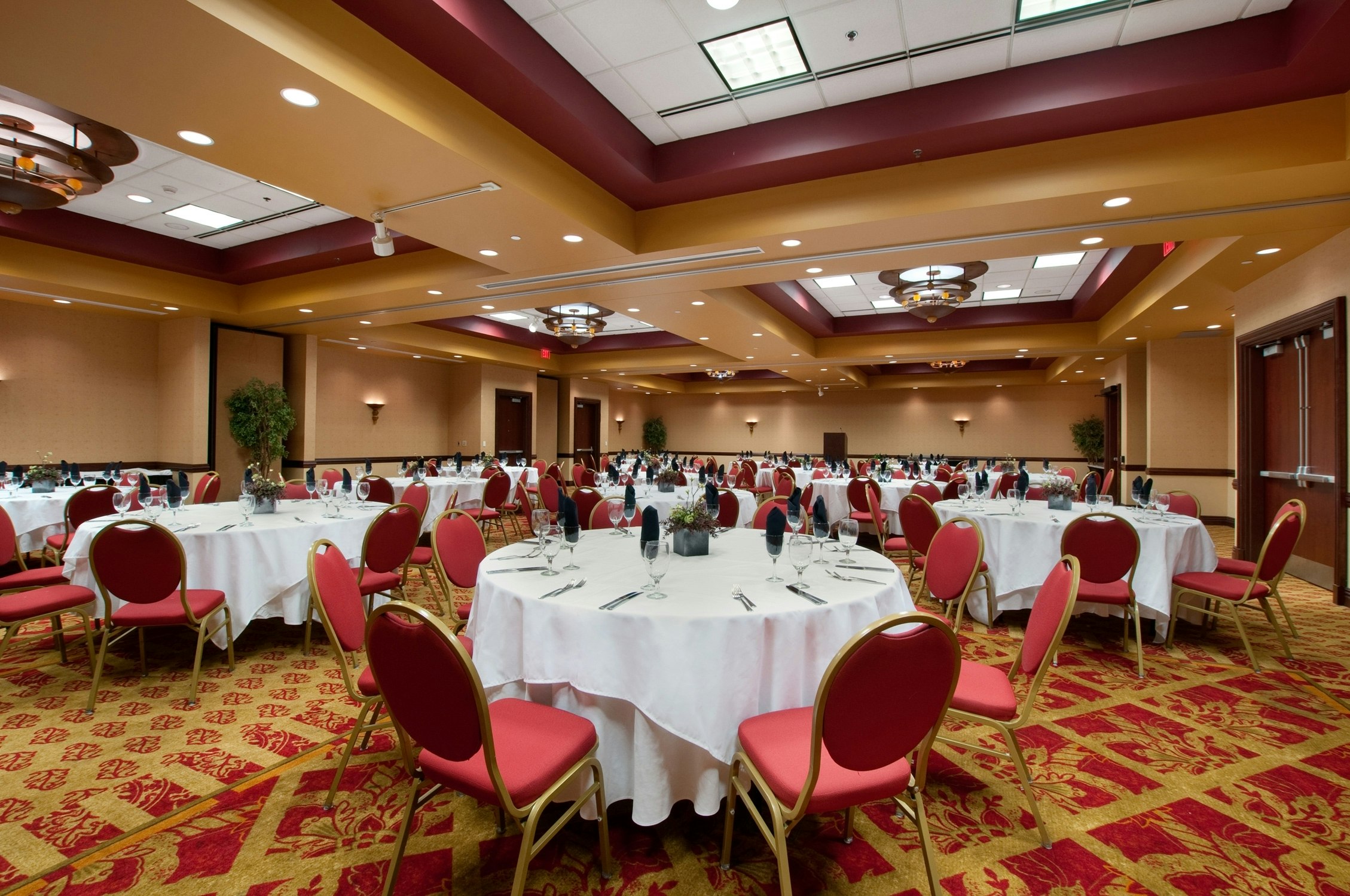 Embassy Suites by Hilton Huntsville 67/76