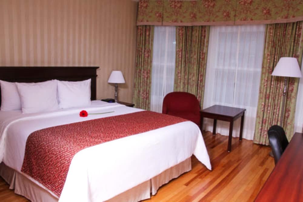 Quality Inn Suites Downtown Charlottetown 18/34