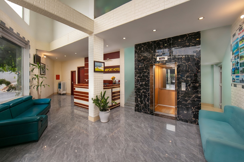 New Airport Hotel 8/50