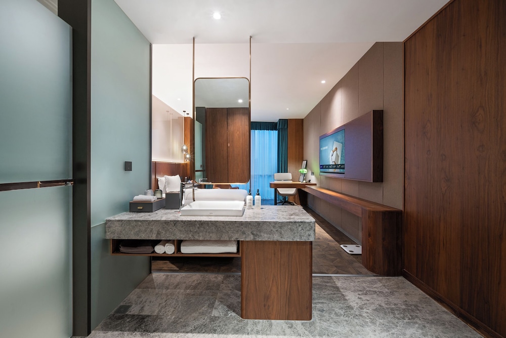 Novotel Shanghai Baoshan Jiusi 46/46