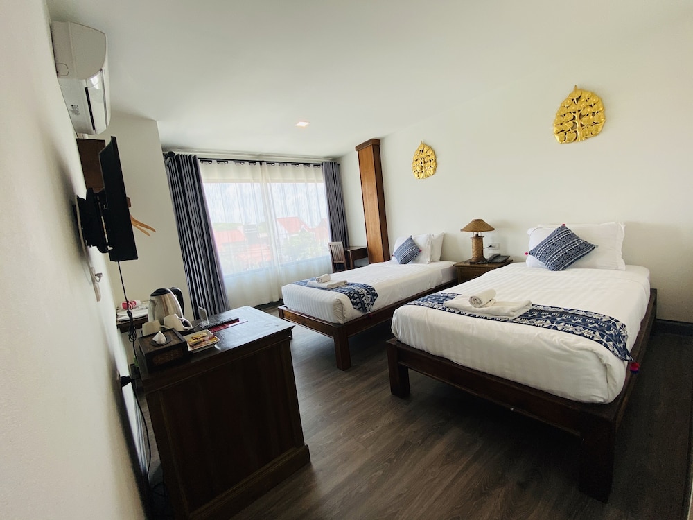 C Hotel Boutique And Comfort 23/40