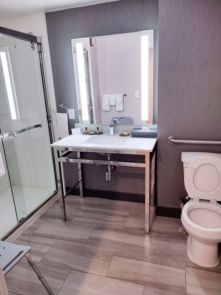 Best Western Plus Dalton Inn 29/38