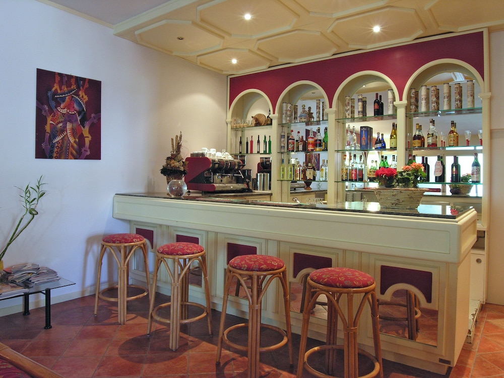 Hotel Cavalieri 26/50