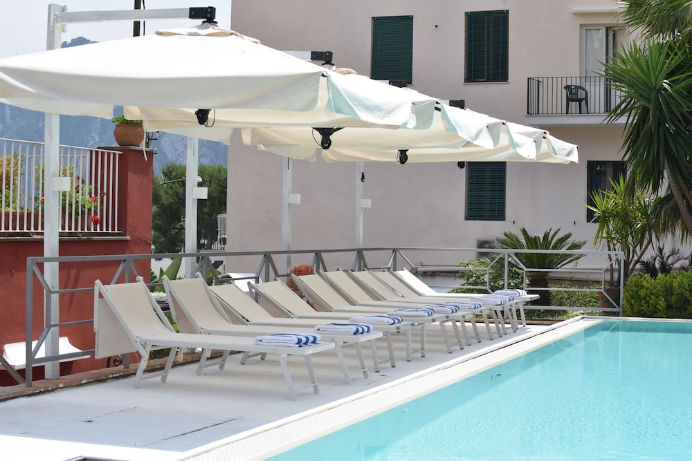 Palatium Mari Hotel 46/75