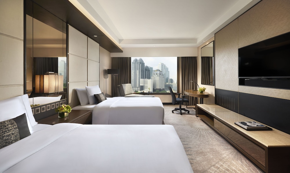 Artsy, Studio, Twin Beds، ARTOTEL Suites Mangkuluhur 2/4