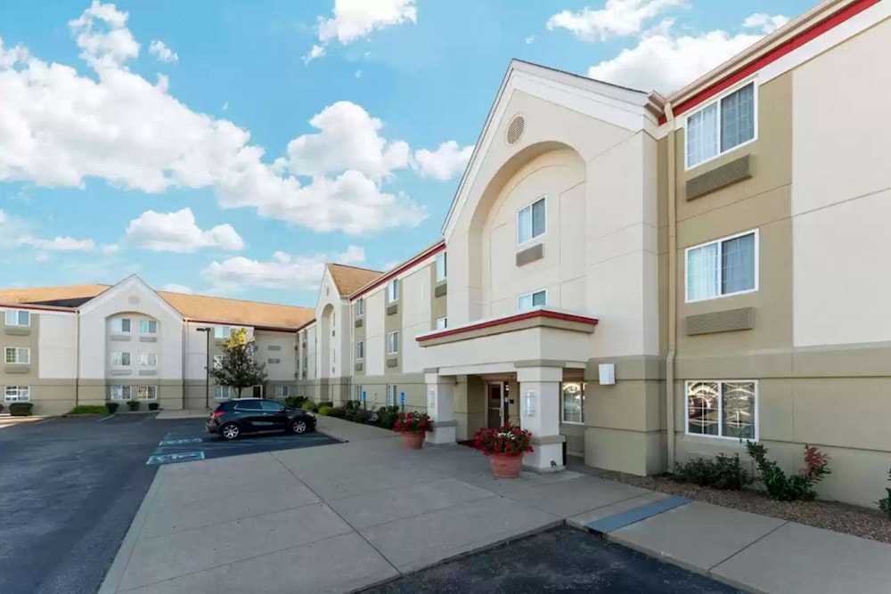 MainStay Suites Wichita Northeast 3/45
