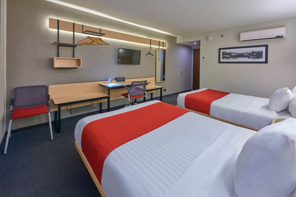 City Express by Marriott Tijuana Rio 12/40