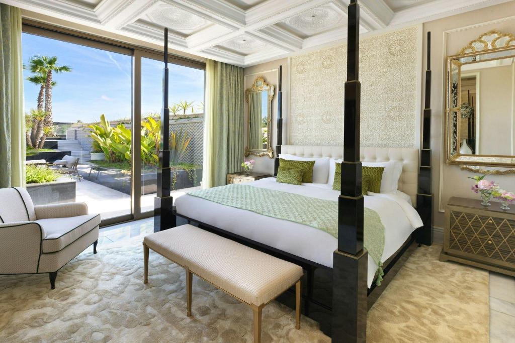 1 Bedroom, the Ritz, Suite, King Bed, Garden View, Terrace