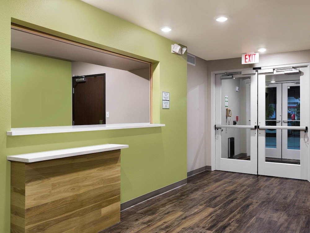 Woodspring Suites Miami Southwest 7/35