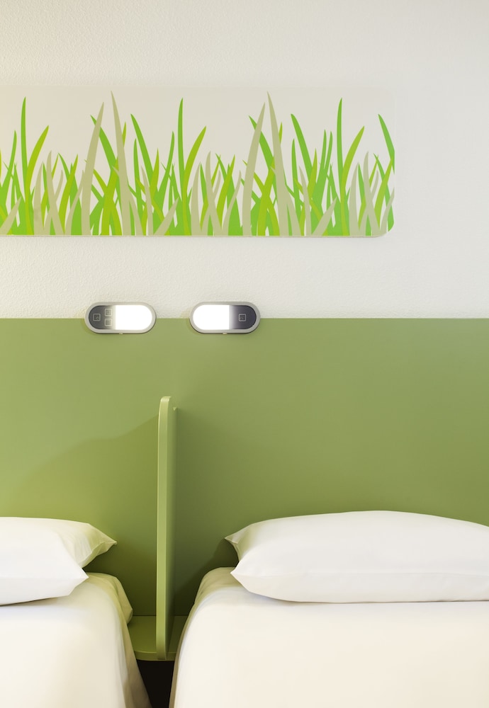 Ibis Budget Hyeres Centre Ville 23/70