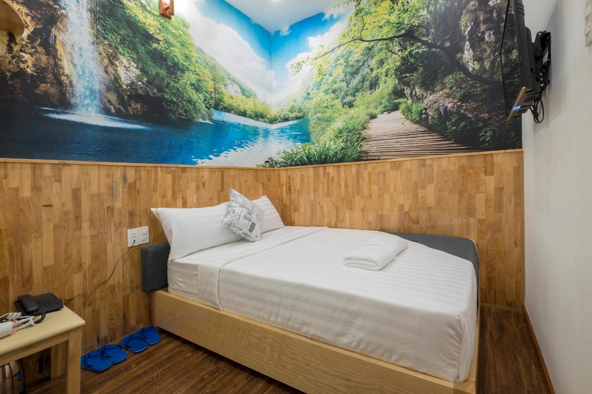 Room, Single