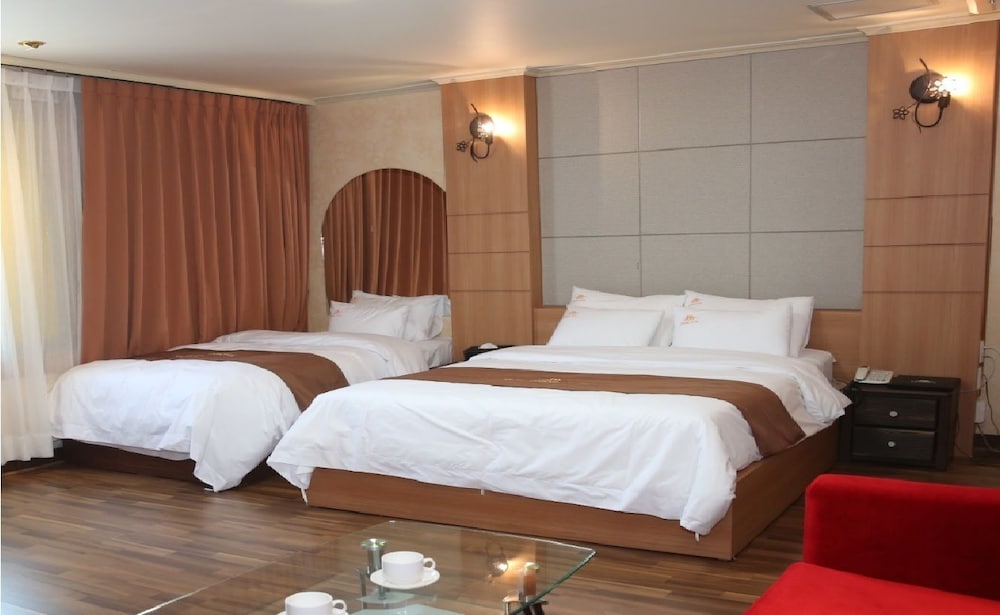 Uljin Grand Hotel 8/26