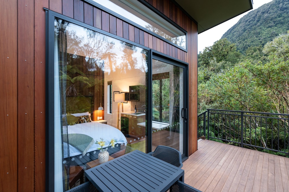 Rainforest Retreat 45/81