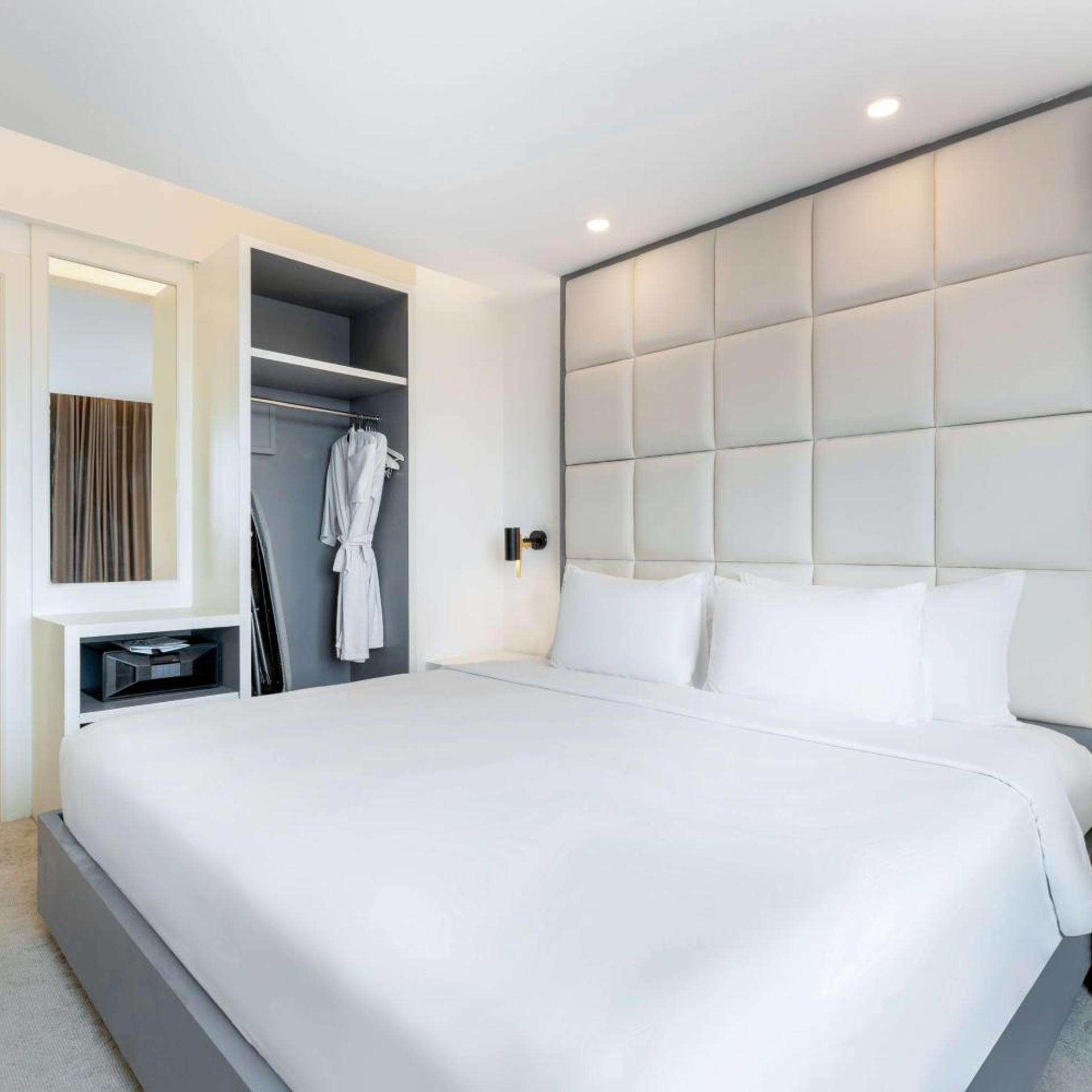 Loft, Suite, King Bed