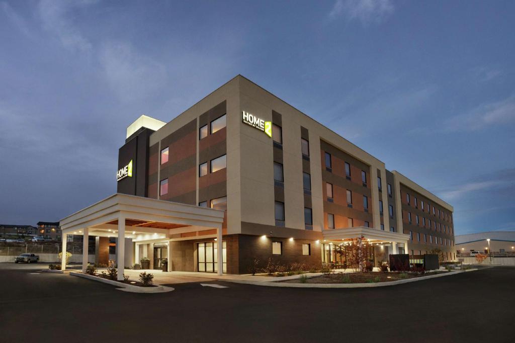 1 Bedroom, Mountain, Suite, Queen Bed, Sofa