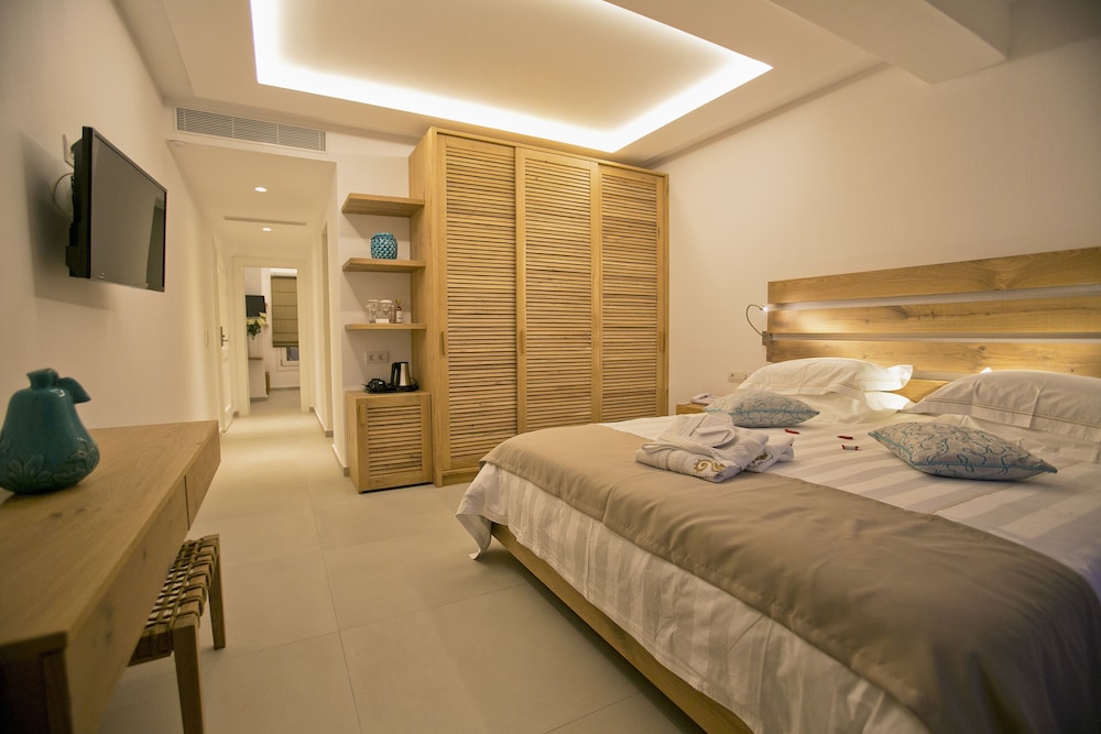 Thalassa Boutique Hotel 10/50