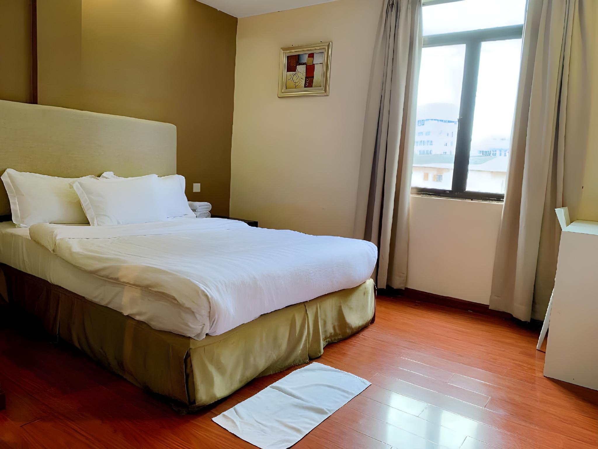 MCity Inn 8/16