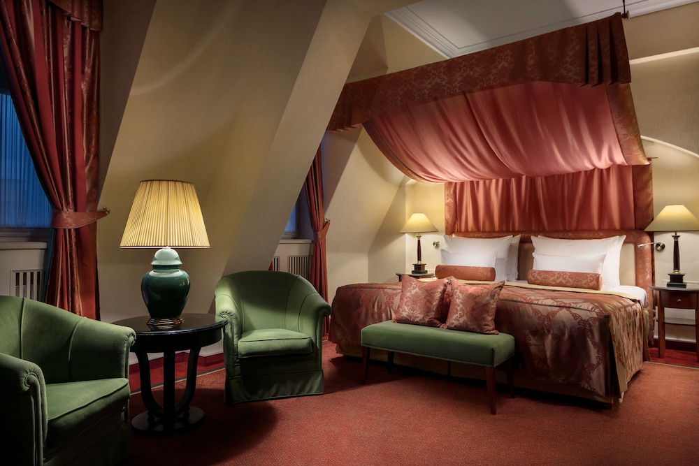 Art Nouveau Palace Hotel Prague 46/69