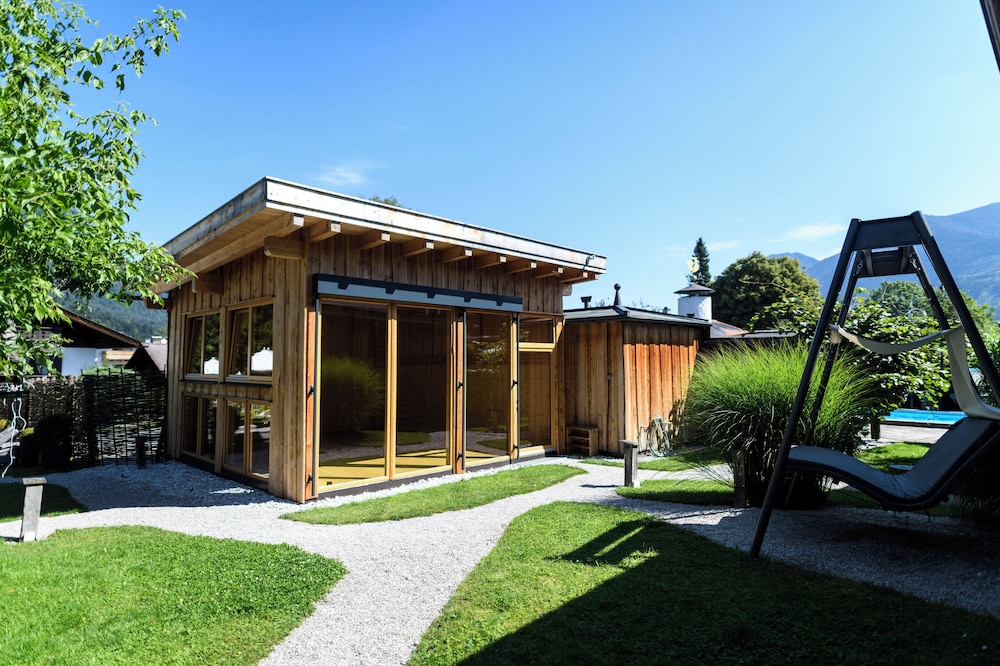STAUDACHERHOF 4/50