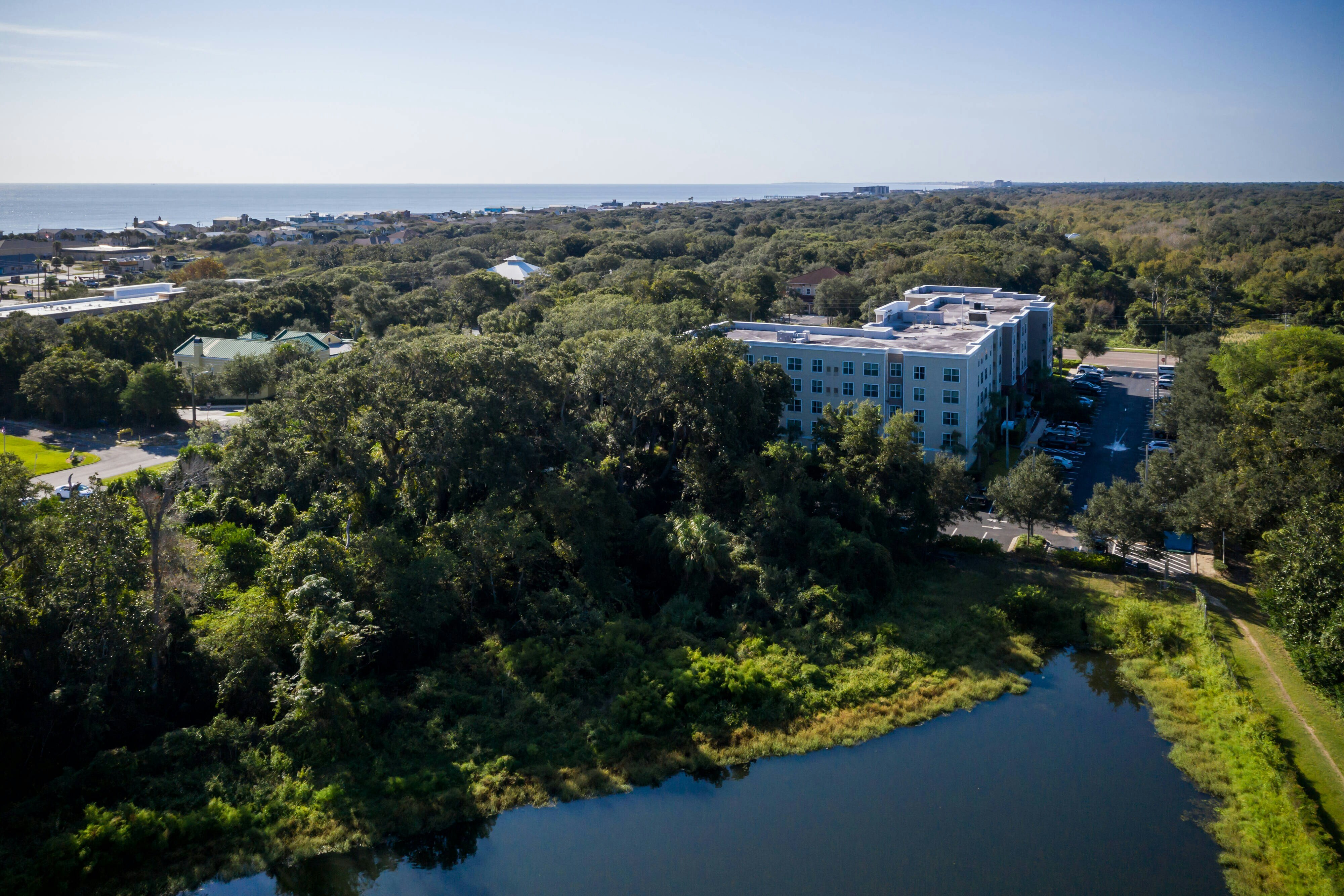 Residence Inn Amelia Island 31/33