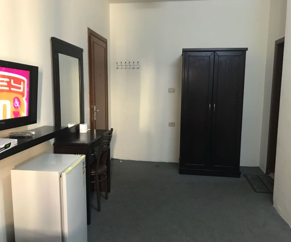 Kahramana Hotel 4/22